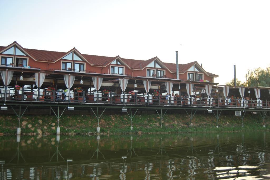 Lacul Racilor Olimp Exterior foto